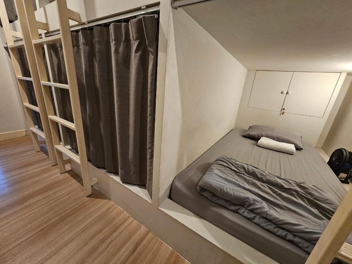 Ratana Boutique Hostel Bangkok Dış mekan fotoğraf