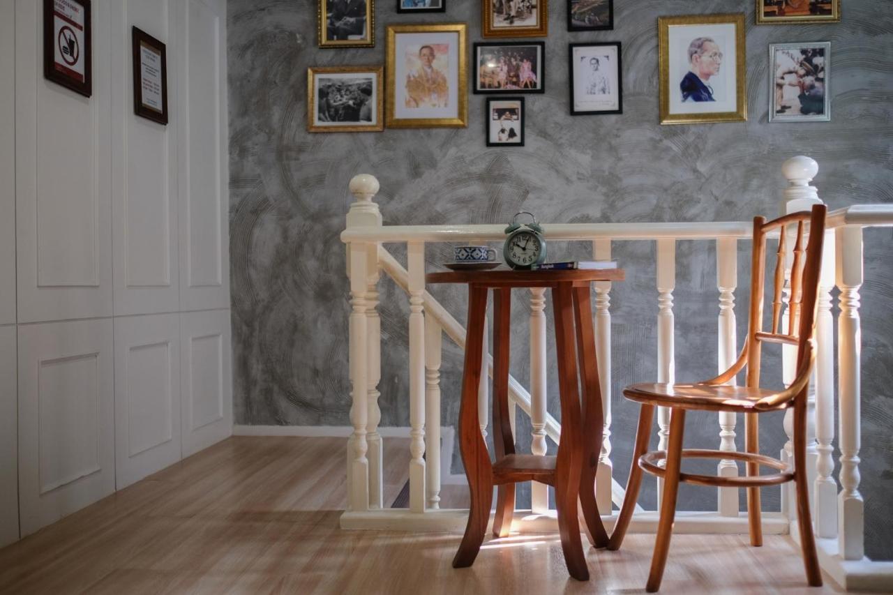 Ratana Boutique Hostel Bangkok Dış mekan fotoğraf